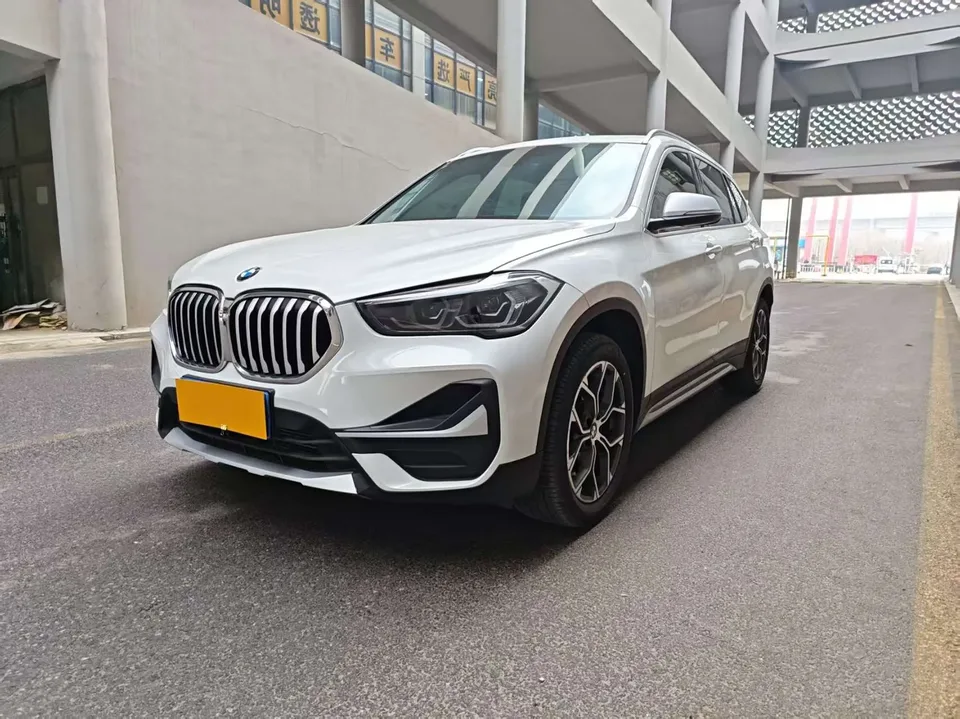 BMW X1 BMW X1 2022 sDrive20Li Fashion 2022 — photo 1, buy with delivery to Moscow
