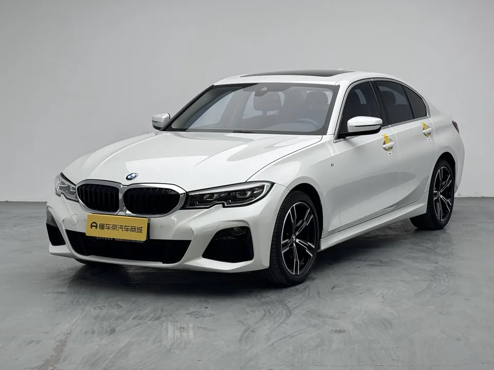 BMW 3 Series BMW 3 Series 2022 325i M Sport Package 2022 — photo 1, buy with delivery to Moscow