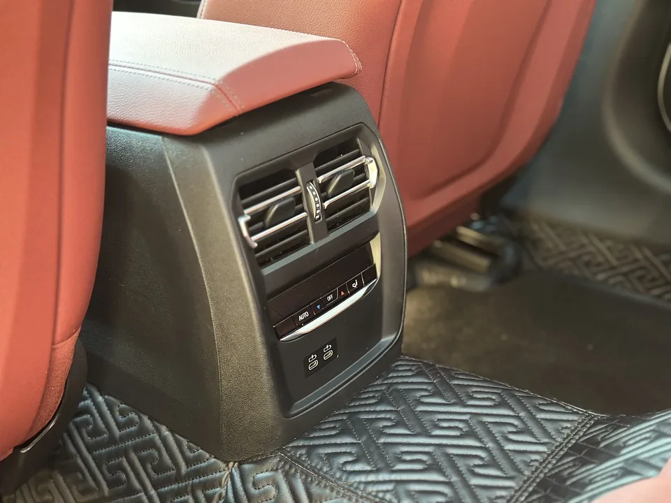 BMW 3 Series BMW 3 Series 2023 320Li M Sport Package 2024 — миниатюра 3