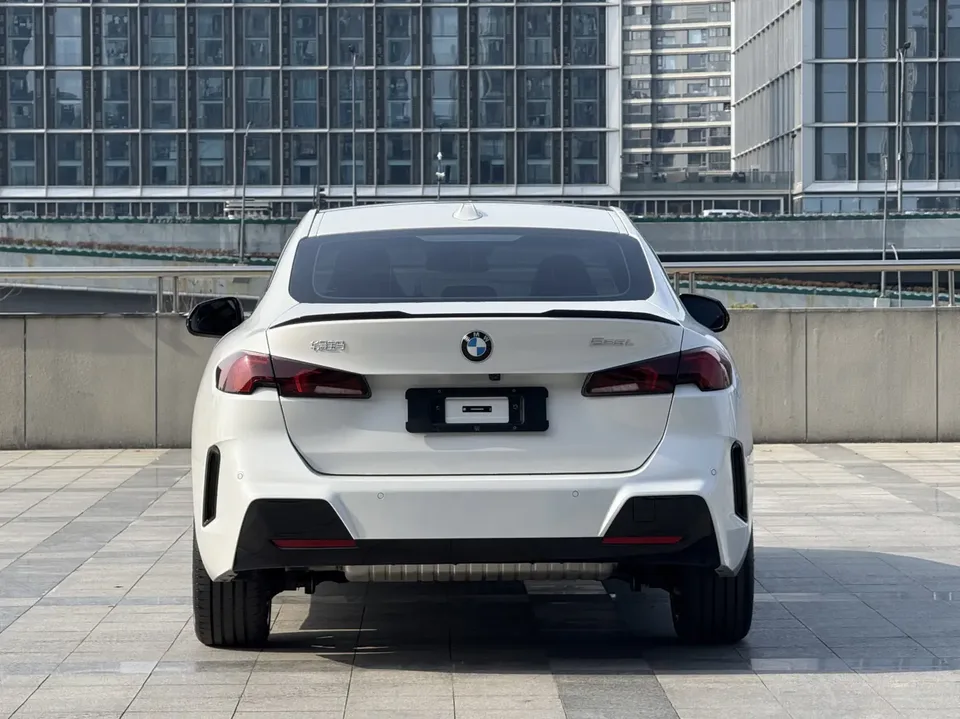 BMW 2 Series BMW 2 Series 225L M Sport Shadow Edition 2025 — миниатюра 2