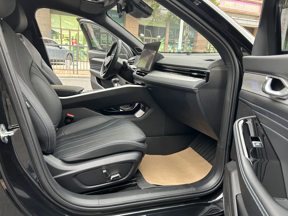 Geely Preface Xing Rui 2025 1.5T Dongfangyao Kunlun Edition 2024 — thumbnail 4