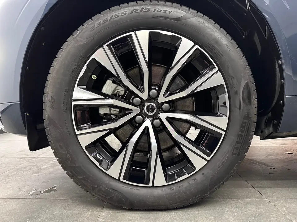 Volvo XC60 Volvo XC60 2024 B5 4WD Zhiyuan Deluxe Edition 2023 — миниатюра 2