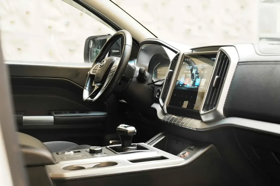 ZX Auto ZTE 1949 2.0T passenger version gasoline automatic four-wheel drive luxury model 2022 — миниатюра 5