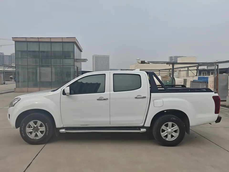 Isuzu Suzutaku 2.5T two-wheel drive automatic pilot version National VI JE4D25Q6A 2022 — миниатюра 4