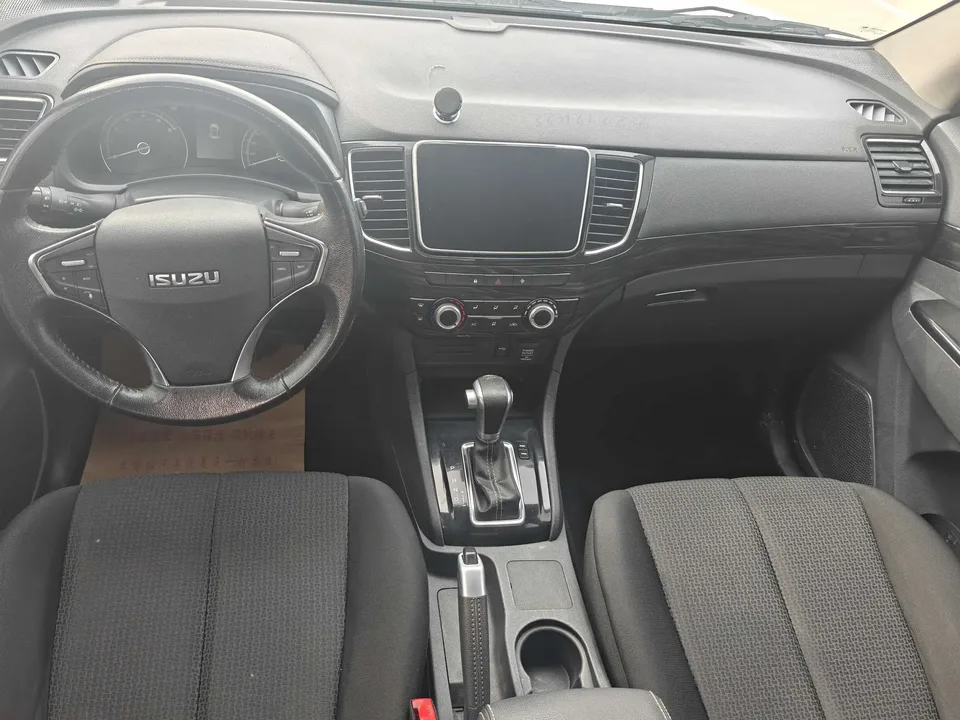 Isuzu Suzutaku 2.5T two-wheel drive automatic pilot version National VI JE4D25Q6A 2022 — миниатюра 5