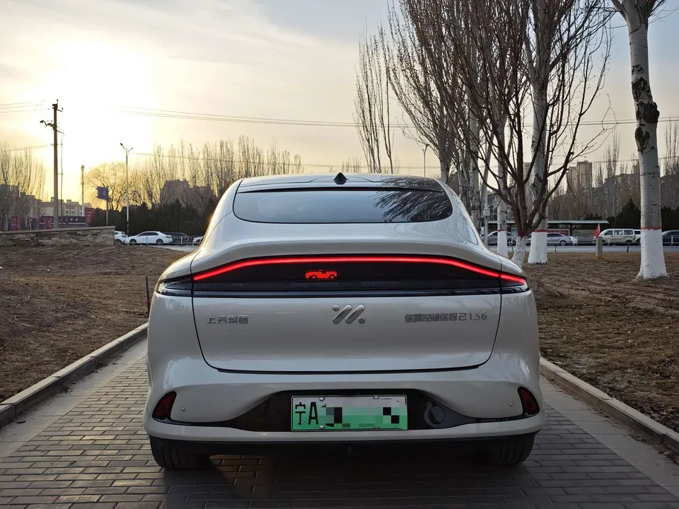 IM Motors LS6 LS6 2025 Zhiji LS6 2025 Long-range Lizard Smart Edition 2025 — thumbnail 2