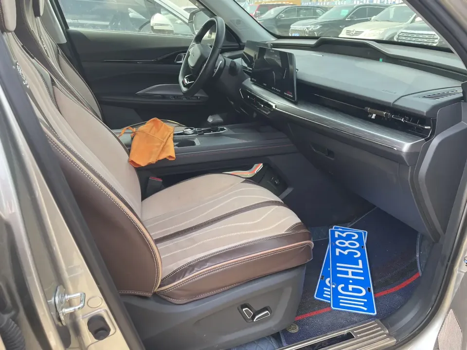 Oshan Changan Auchan Z6 Blue Whale 1.5T DCT Smart Navigation Model 2022 — миниатюра 5
