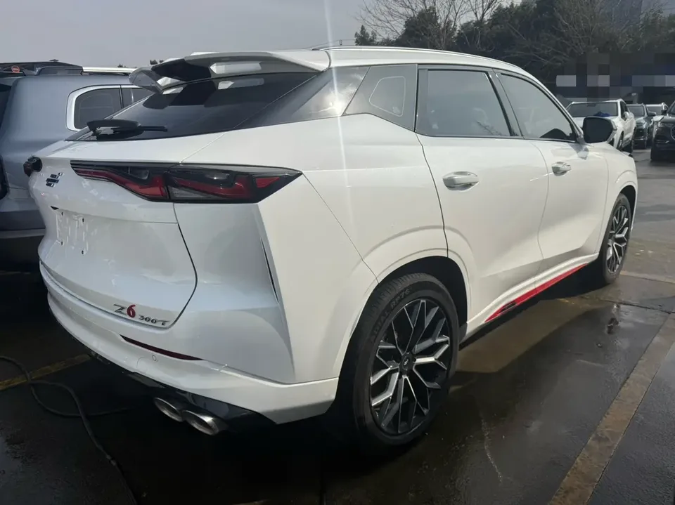 Oshan Changan Auchan Z6 Blue Whale 1.5T DCT smart collar model 2024 — миниатюра 2