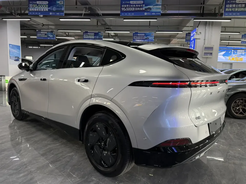 XPeng G6 625 Long-range Max Flagship Edition 2025 — миниатюра 2