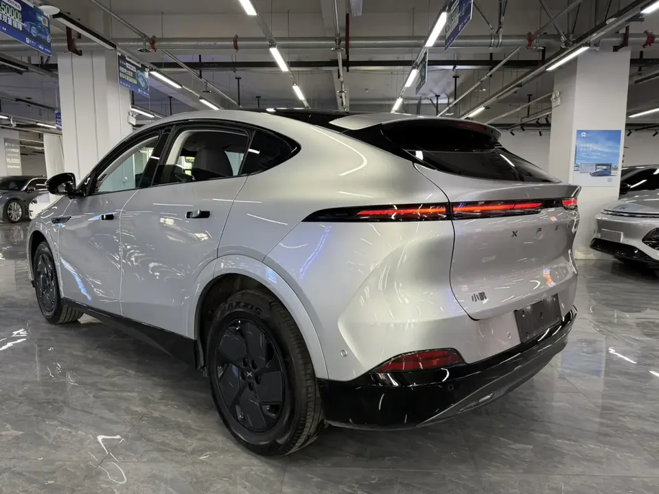 XPeng G6 Xpeng G6 2025 Pure Electric 625 Long Range Max Flagship Edition 2025 — thumbnail 2