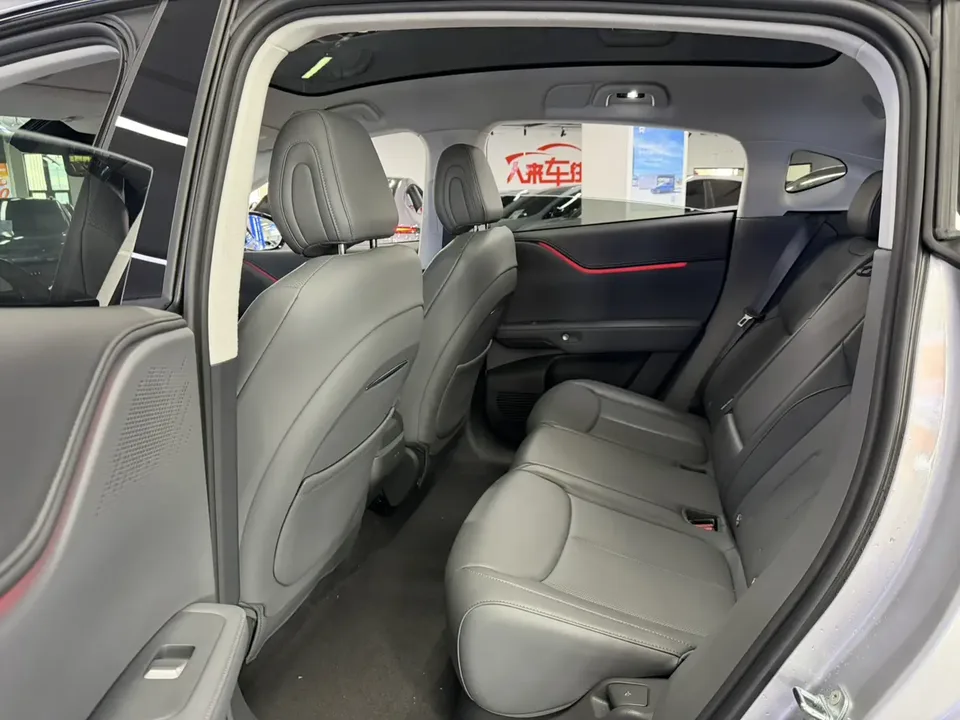 XPeng G6 Xpeng G6 2025 Pure Electric 625 Long Range Max Flagship Edition 2025 — thumbnail 5