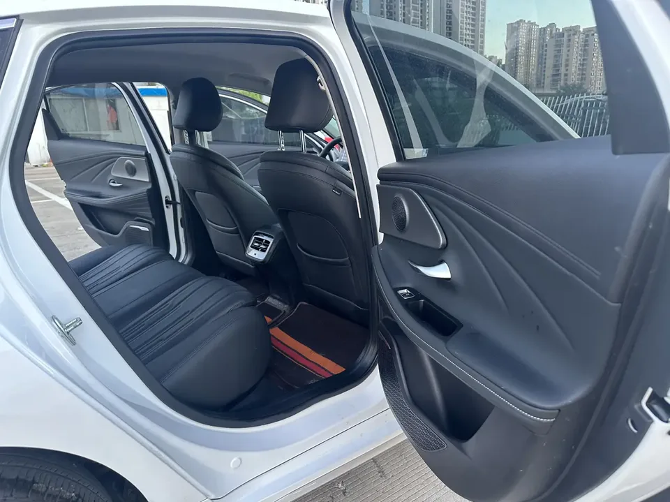 Chery Fengyun A8 127 Zhufeng Edition 2024 — миниатюра 4
