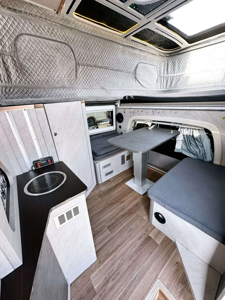 Changan Kaicene Changan Kaicheng F70 2.4T automatic 4WD 5-seater original customized version 2023 — миниатюра 2