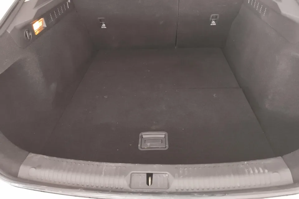 FAW Bestune B70 Besturn B70 2022 third generation 1.5T automatic enjoyment model 2024 — thumbnail 5