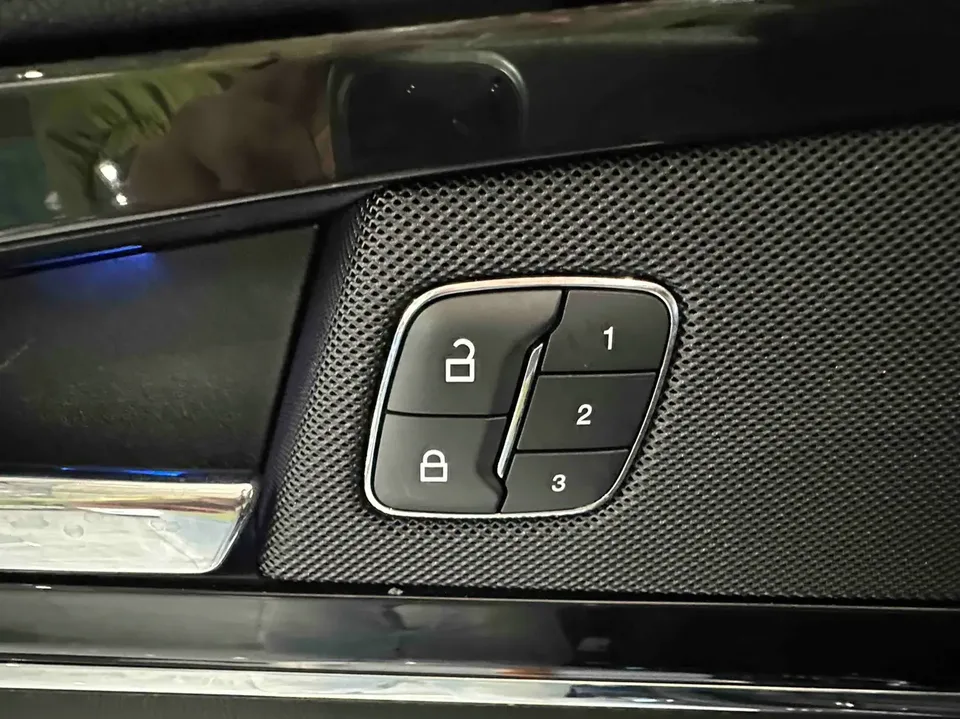 Lincoln Navigator Navigator 2021 2.0T 4WD Premium Edition 2022 — thumbnail 3