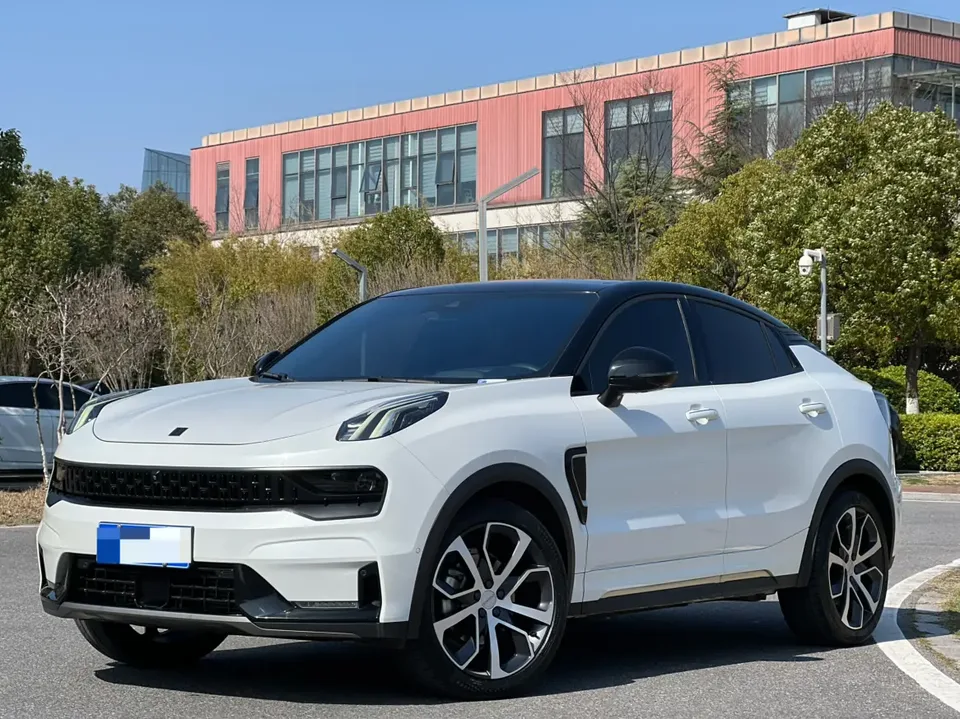 Lynk & Co 05 2022