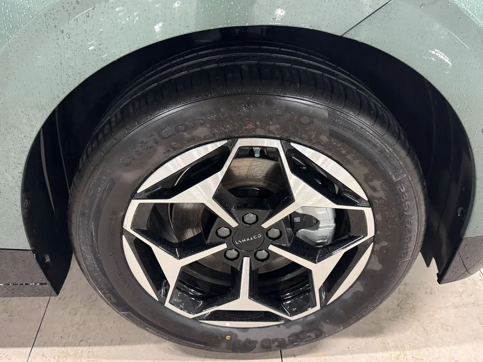 Lynk & Co Z20 Lynk & Co Z20 2026 430km RWD Pro 2025 — миниатюра 2