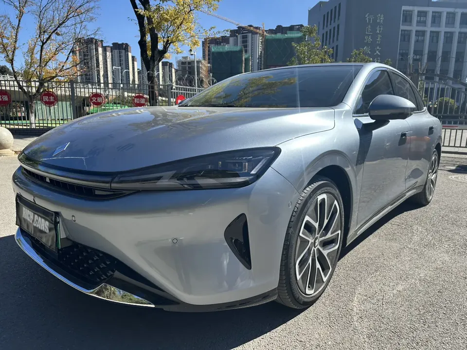 Baojun Enjoy PHEV 2025