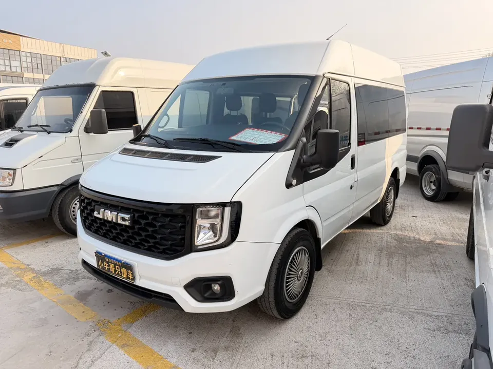 Jiangling Fushun 2.0T manual diesel short-axle mid-top commercial multi-purpose passenger car 5 seats 2024 — фото 1, купить с доставкой в Москву