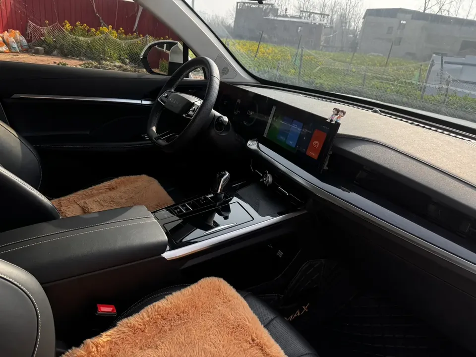 Roewe RX5 MAX Roewe RX5 MAX 2022 1.5T Automatic Premium Edition 2023 — миниатюра 4
