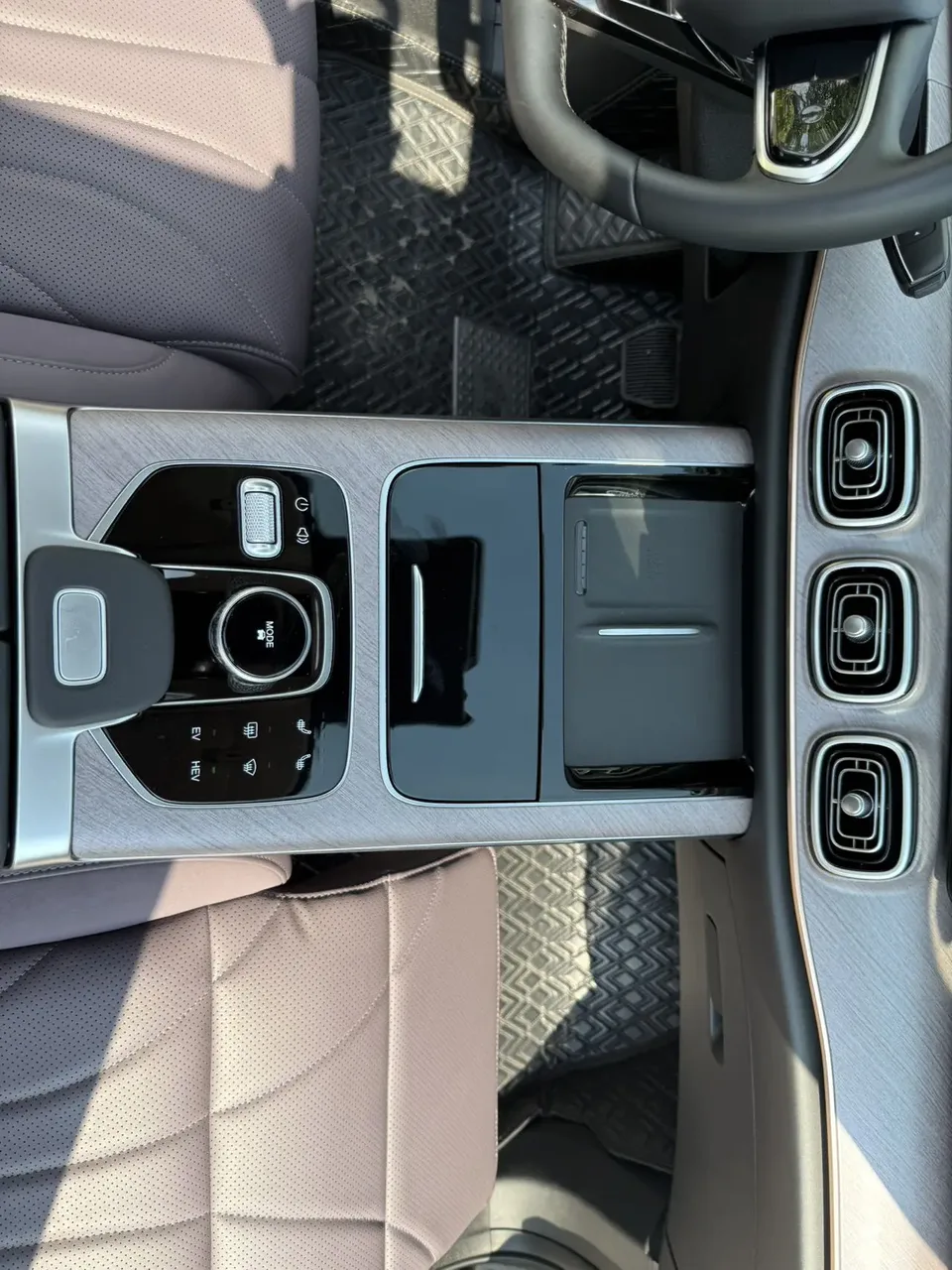 Chery Tiggo 9 C-DM Tiggo 9 C-DM 2025 106km Super Edition LiFePO4 2024 — миниатюра 5