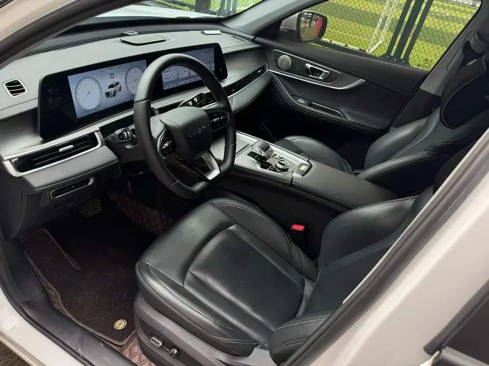 Chery Tiggo 8 PLUS Tiggo 8 PLUS 2024 Champion Edition Kunpeng 290TGDI DCT Luxury Edition 5-seater 2024 — миниатюра 5