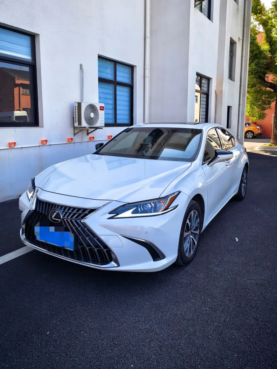 Lexus ES 2022
