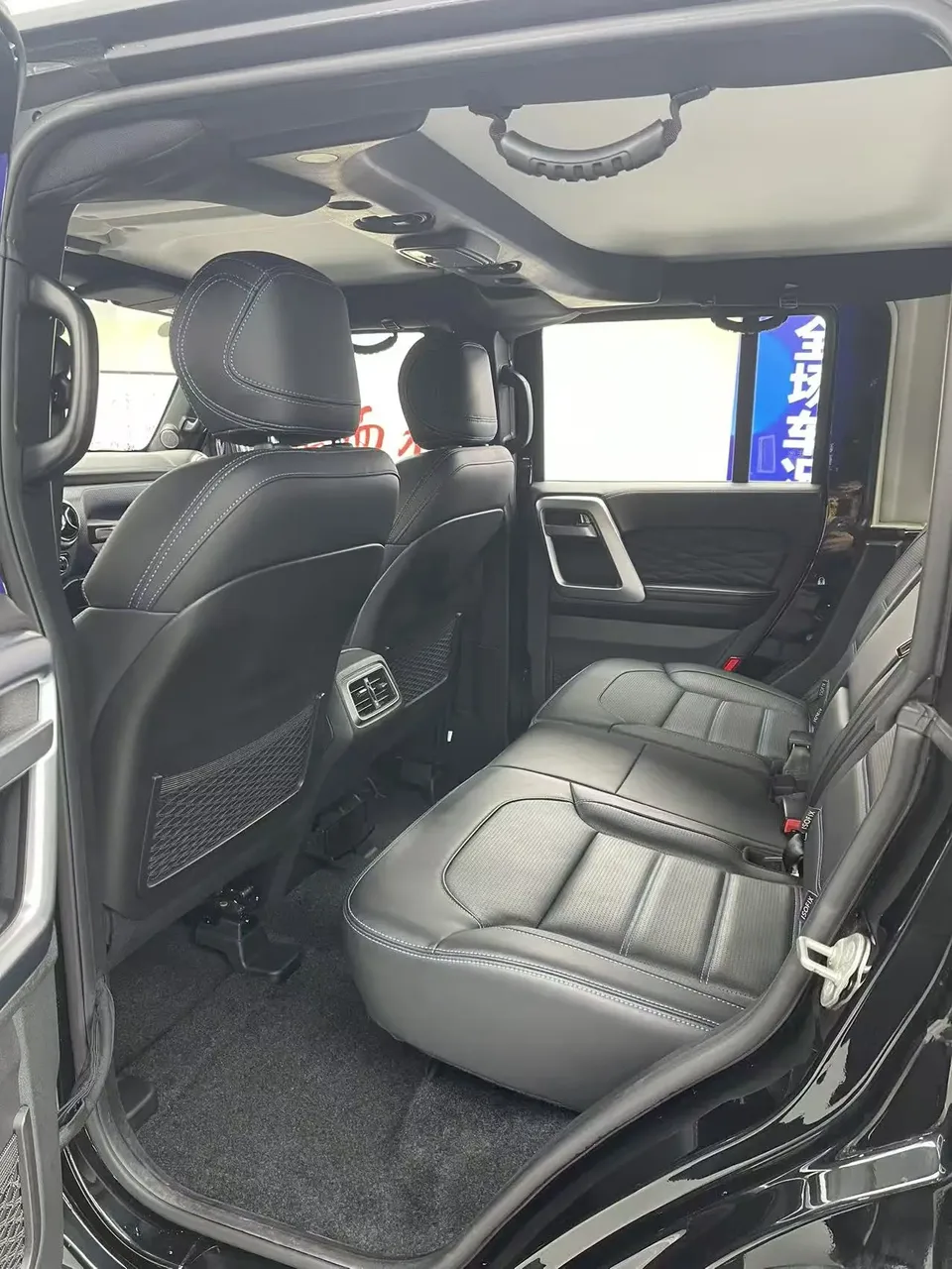 BAIC Beijing Off-road BJ40 Beijing Off-road BJ40 2023 2.0T Automatic 2WD City Hunter Edition Knight Edition 2023 — миниатюра 5