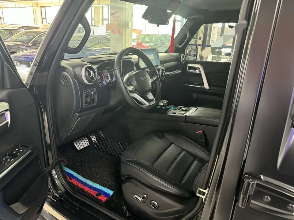 BAIC Beijing Off-road BJ40 Beijing Off-road BJ40 2023 2.0D Automatic 4WD Blade Hero Edition Knight Edition 2022 — миниатюра 5