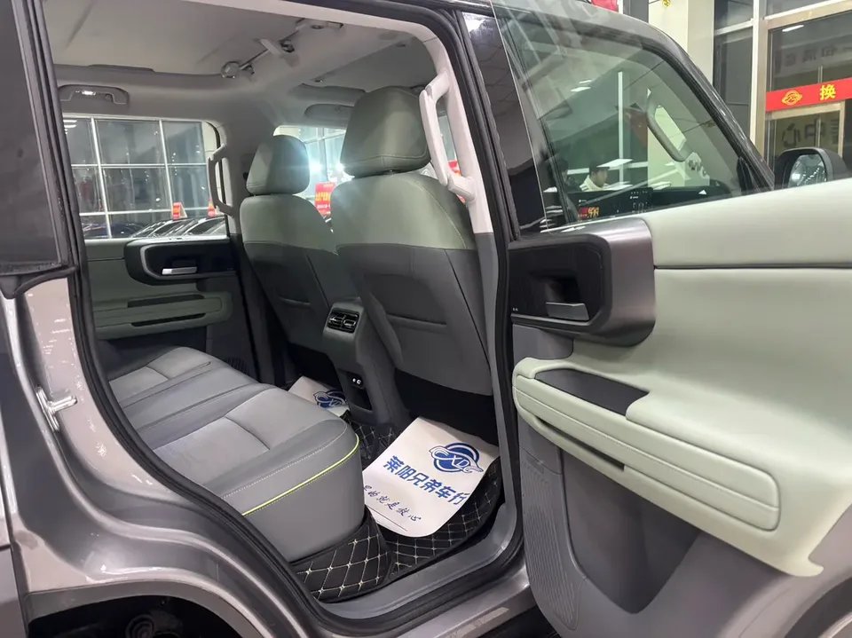BAIC Beijing Off-road BJ40 Blade Hero Edition 2.0D Automatic 4WD Crossover 2024 — миниатюра 4