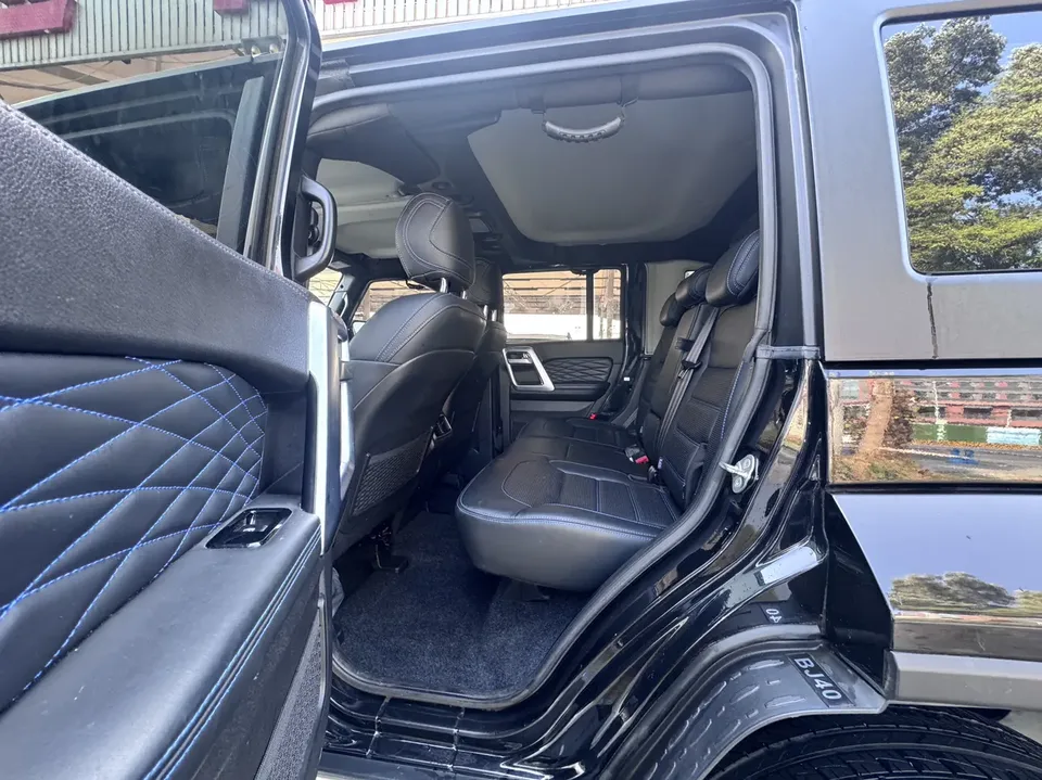 BAIC Beijing Off-road BJ40 2.0T Automatic 4WD City Hunter Edition Knight Edition 2022 — миниатюра 3