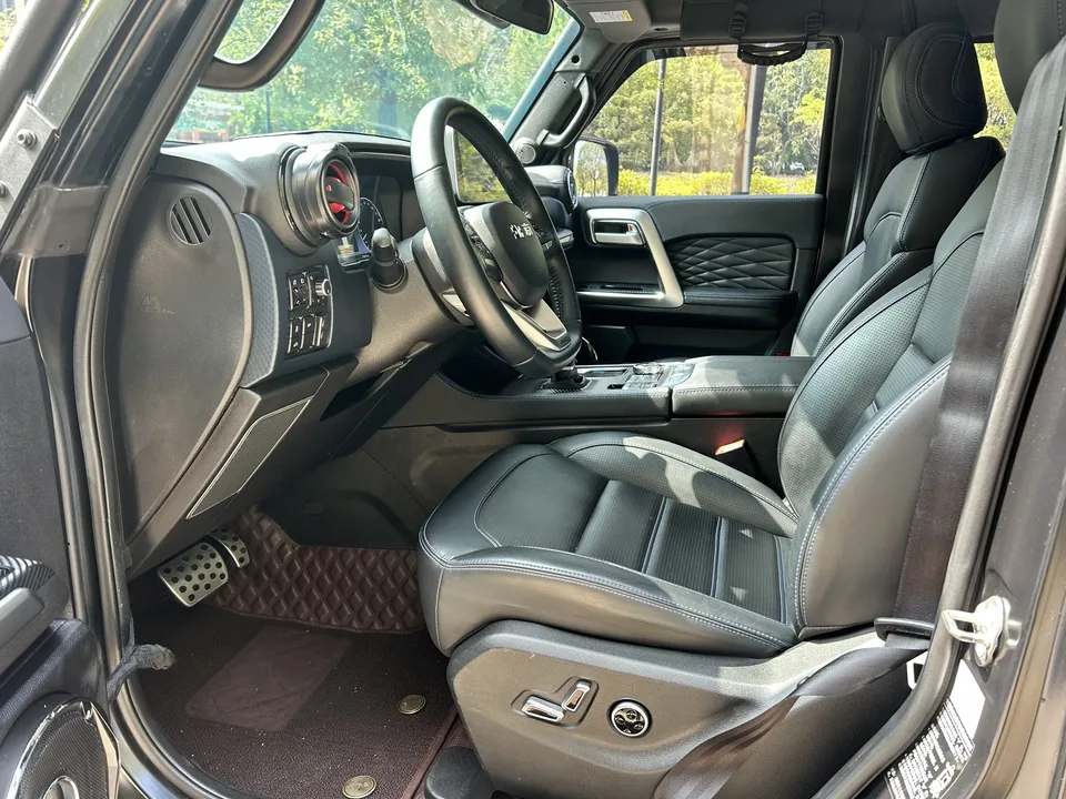 BAIC Beijing Off-road BJ40 2.0D Automatic 4WD Blade Hero Edition Knight Edition 2022 — миниатюра 3