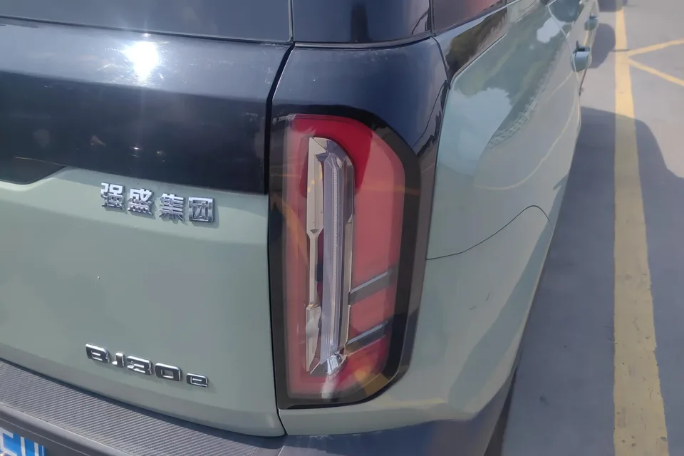 BAIC Beijing Off-road BJ30 1.5T DHT 4WD Magic Core Electric Drive Advanced Edition 2024 — миниатюра 2