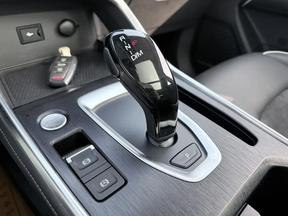 Haval H6 National Fashion Edition 1.5T Automatic Champion Edition 2023 — миниатюра 3