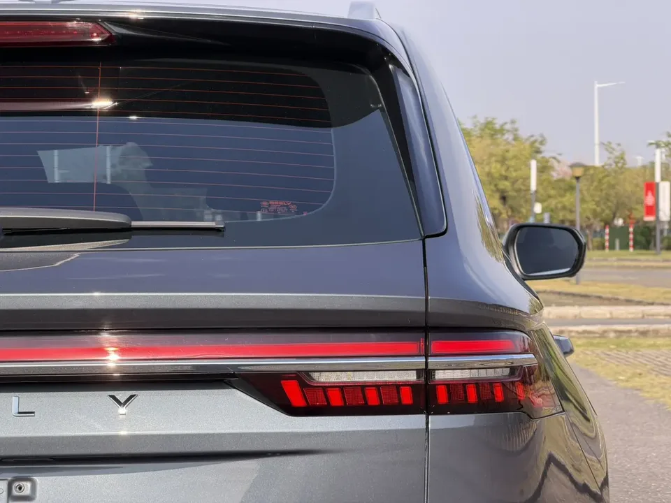 Geely Monjaro Xingyue L 2024 2.0TD High Power Automatic 2WD Yunqi Edition 2024 — миниатюра 4