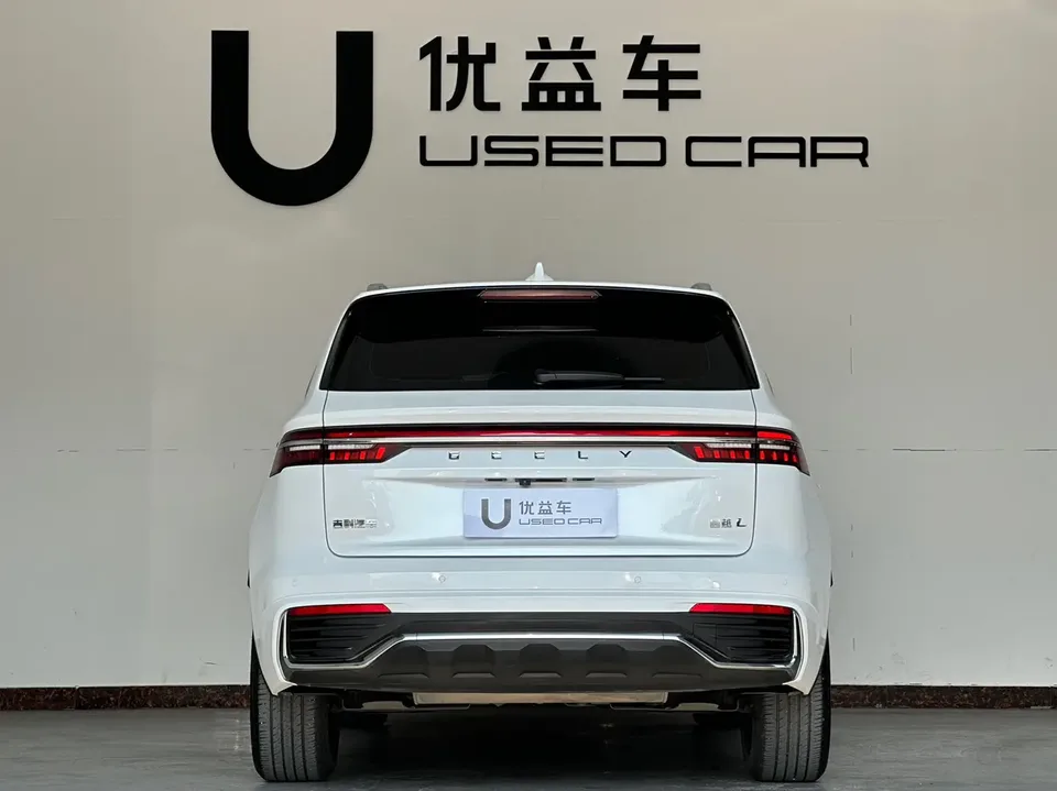 Geely Monjaro 2.0TD DCT EVO 2WD Premium Edition 2023 — миниатюра 5