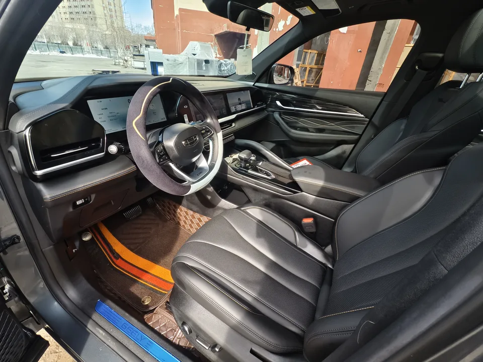Geely Monjaro Xingyue L 2024 2.0TD High Power Automatic 2WD Yunqi Edition 2025 — миниатюра 5