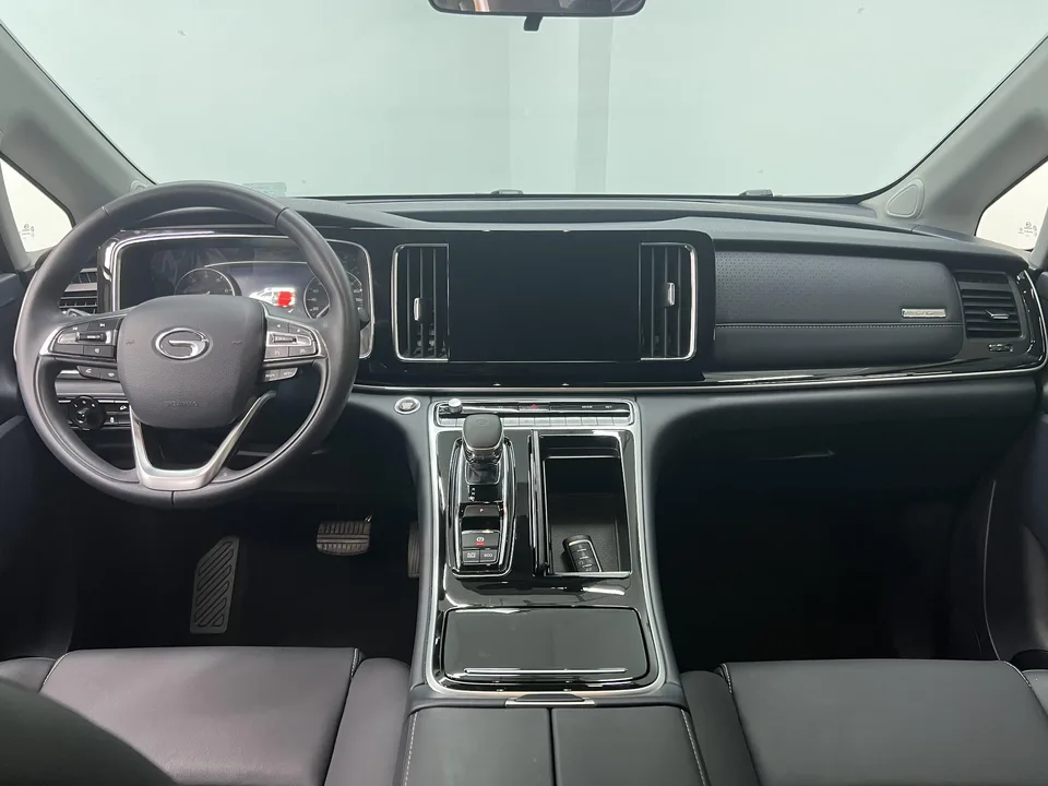 GAC Trumpchi M8 Trumpchi M8 2023 Lingxiu Series 390T Deluxe Edition 2024 — миниатюра 3