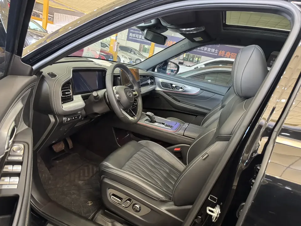 GAC Trumpchi GS8 Trumpchi GS8 2022 Trumpchi GS8 2022 Pilot Series 2.0TGDI 2WD luxury smart connected version 7 seats 2023 — thumbnail 3