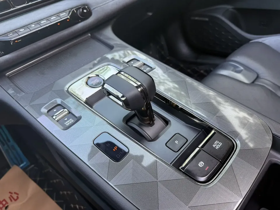 GAC Trumpchi Empow Shadow Leopard 2024 400T Automatic R Pro 2024 — thumbnail 5