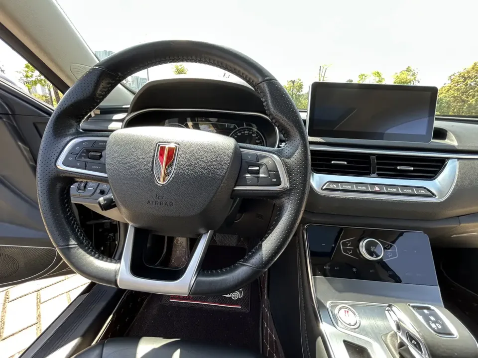 Hongqi H5 classic Hongqi H5 Classic 2022 1.5T DCT Flag Rhyme Edition 2022 — миниатюра 4