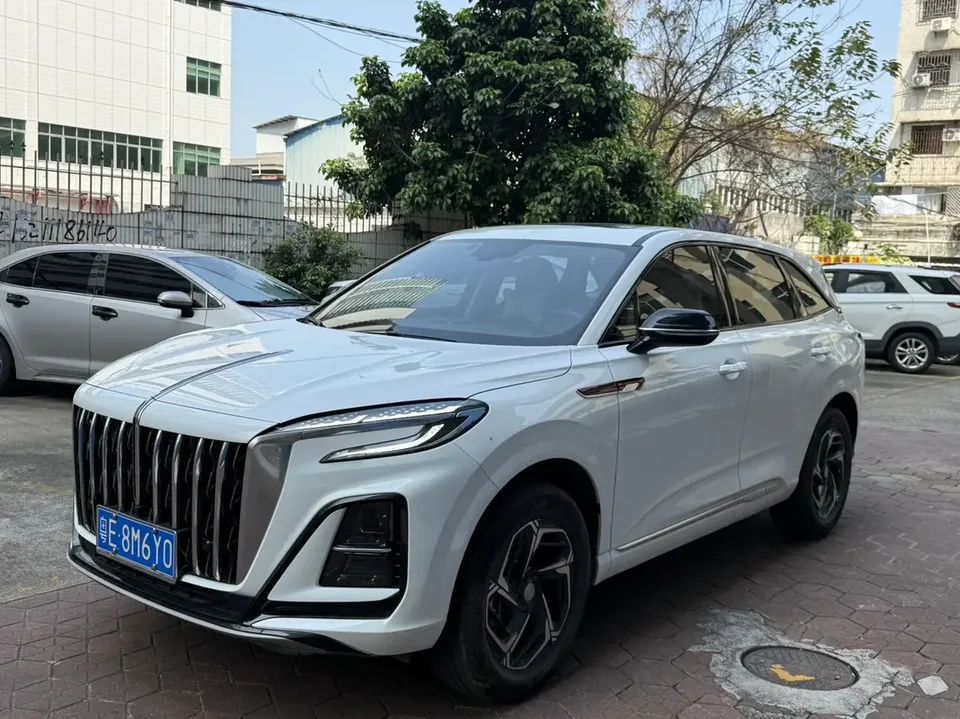 Hongqi HS3 2024