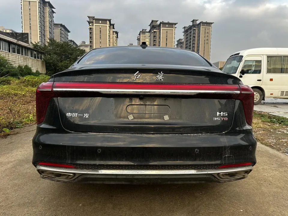 Hongqi H5 Hongqi H5 2023 1.5T DCT Zhilian Qiyue Edition 2023 — миниатюра 5