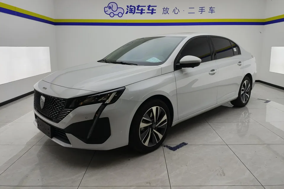 Peugeot 408 2025