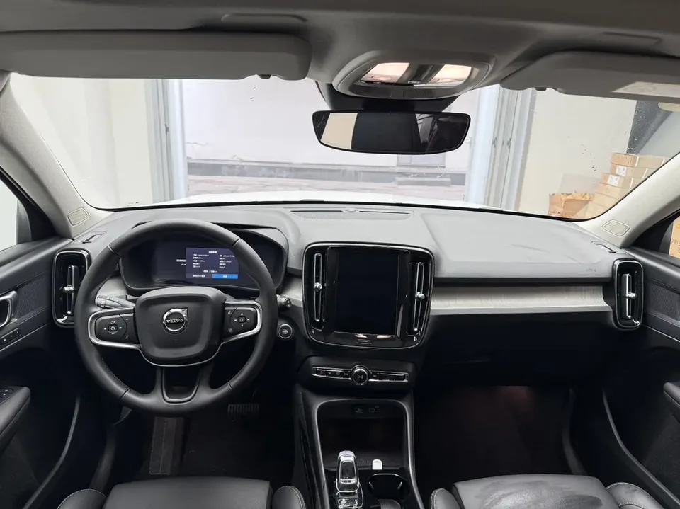 Volvo XC40 Volvo XC40 2025 B4 4WD Zhiyuan Deluxe Edition 2025 — thumbnail 3