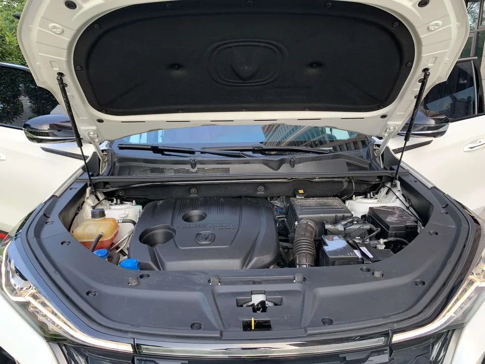 Changan CS75PLUS CS75 PLUS 2022 Changan CS75 PLUS 2022 1.5T Automatic Premium Edition 2022 — thumbnail 3