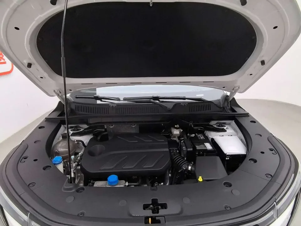 Changan CS75PLUS Changan CS75 PLUS 2025 fourth generation 1.5T New Blue Whale Smart Flagship 2025 — миниатюра 2