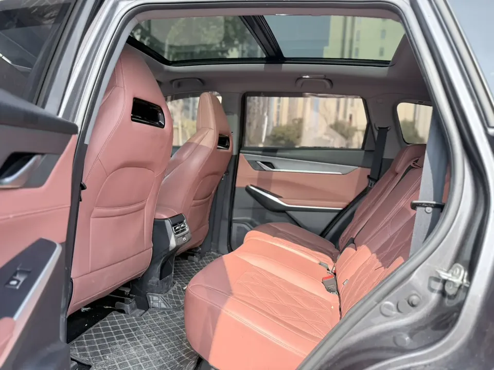 Changan CS75PLUS third generation champion version 1.5T automatic intelligent driving dynamic navigation model 2024 — миниатюра 4