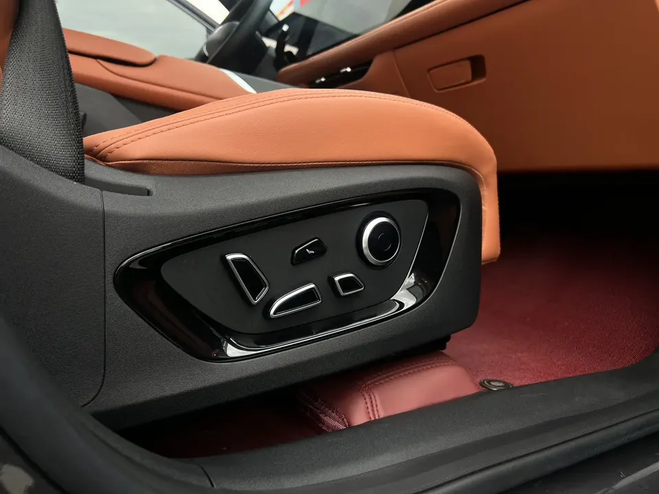Changan CS75PLUS Changan CS75 PLUS 2025 fourth generation 1.5T New Blue Whale Smart Premium Edition 2024 — миниатюра 3
