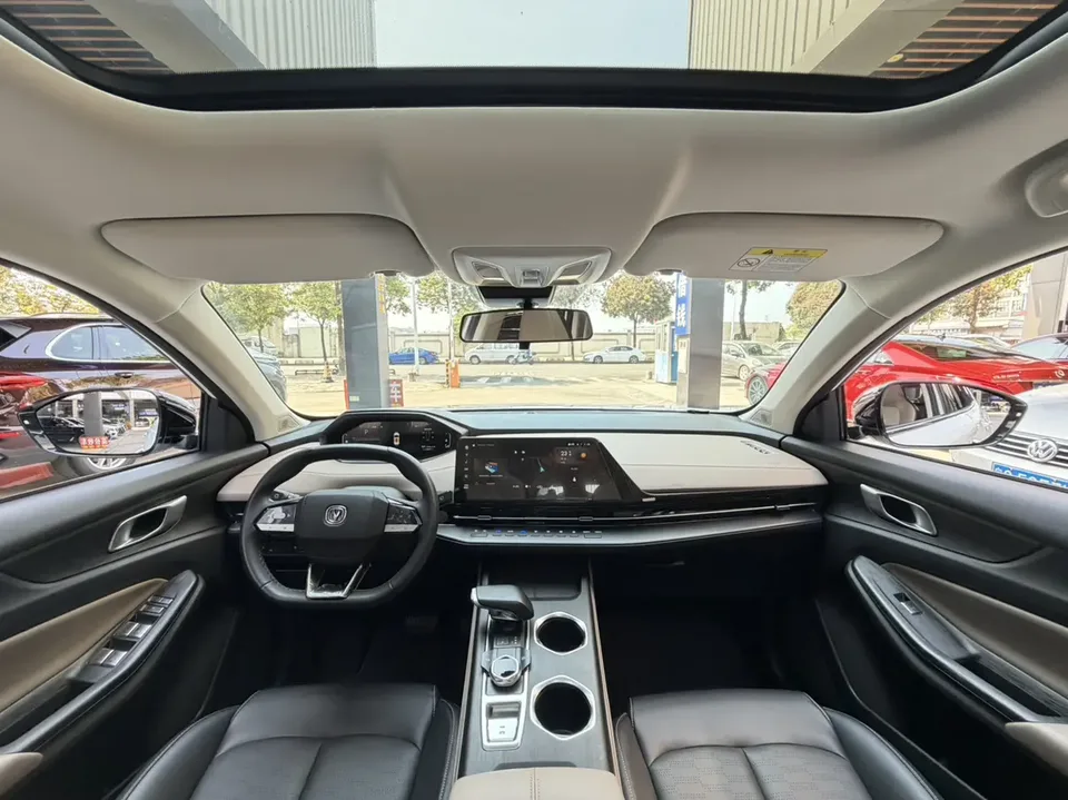 Changan CS55 Plus Changan CS55 PLUS 2022 Second Generation 1.5T DCT Premium Edition 2023 — миниатюра 3